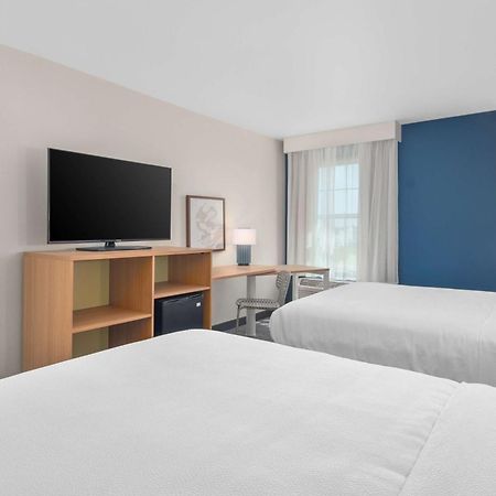 Spark By Hilton Minot Eksteriør billede